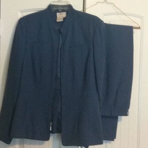 Ladies blazer and matching pants by Worthington